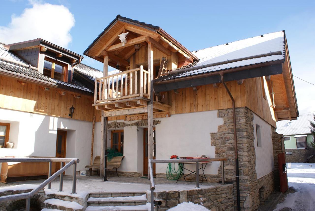 Abgeschiedene Ferienwohnung Im Boehmerwald Kasperske Hory Exterior photo